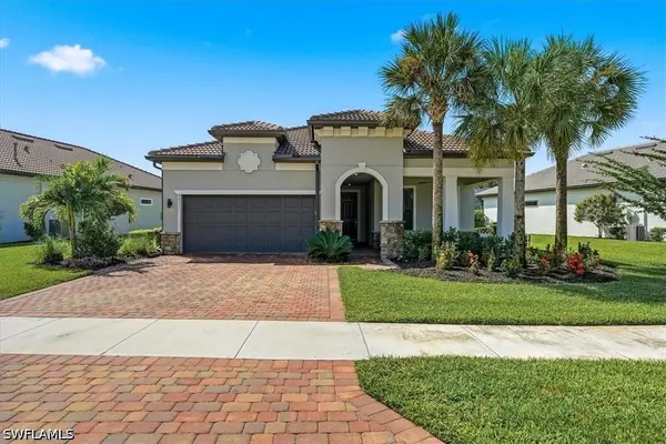 9831 Everglades Drive, Naples, FL 34120