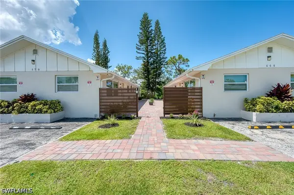 668 97th Avenue N, Naples, FL 34108
