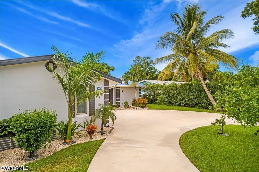 1072 Wisconsin Drive, Naples, FL 34103 - #2
