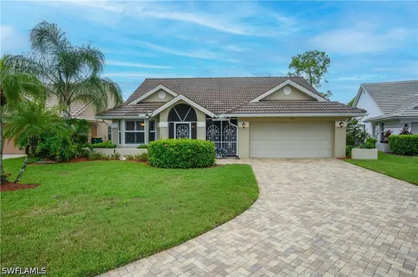 5854 Westbourgh Court, Naples, FL 34112