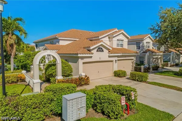 6867 Satinleaf Road S #201, Naples, FL 34109