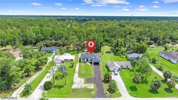 2610 4th Street Nw, Naples, FL 34120