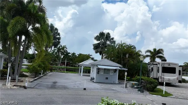 10210 Surfwood Court, Fort Myers, FL 33905