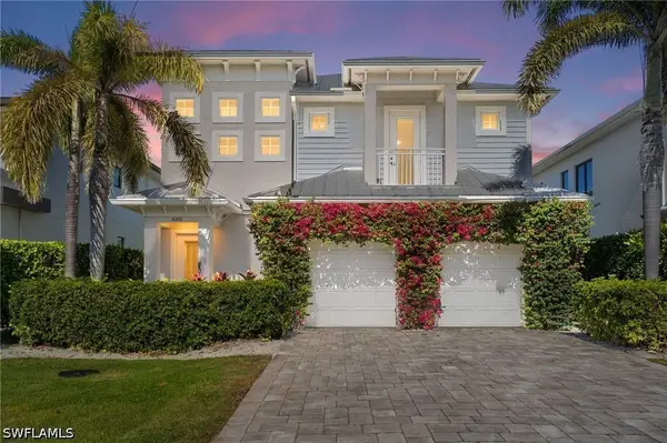 605 91st Avenue N, Naples, FL 34108