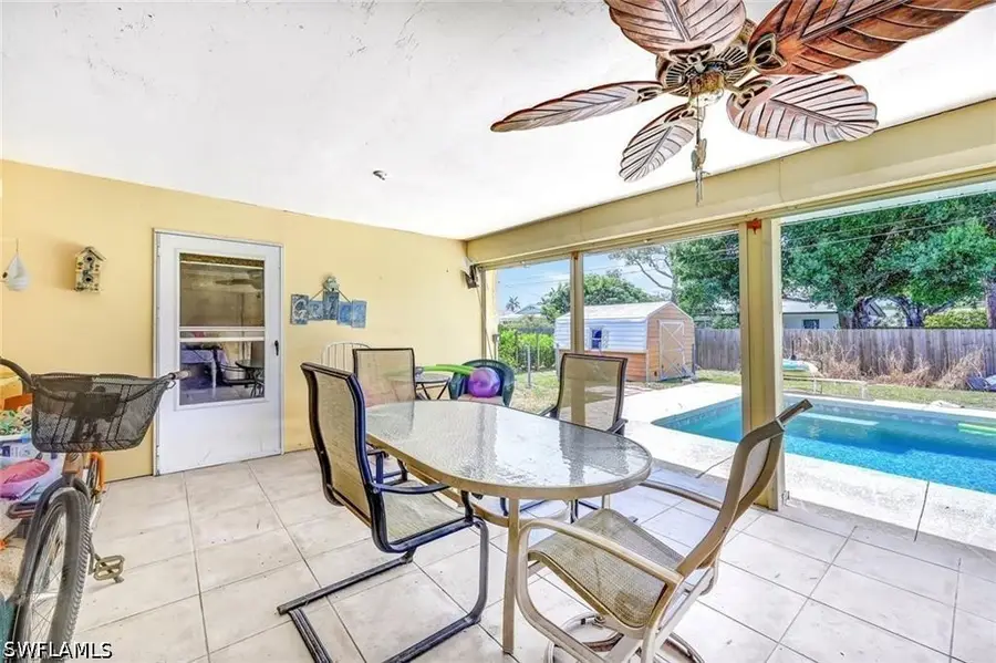 736 96th Avenue N, Naples, FL 34108 - #2