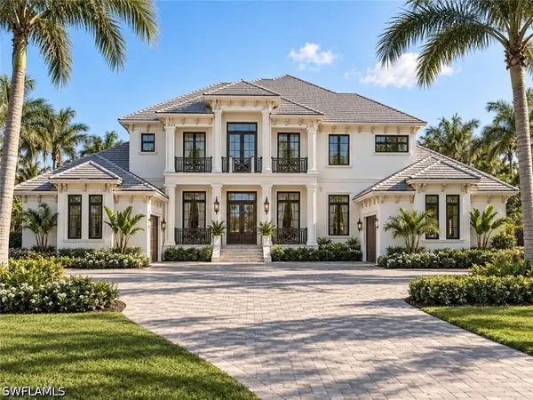 2401 Coach House Lane, Naples, FL 34105