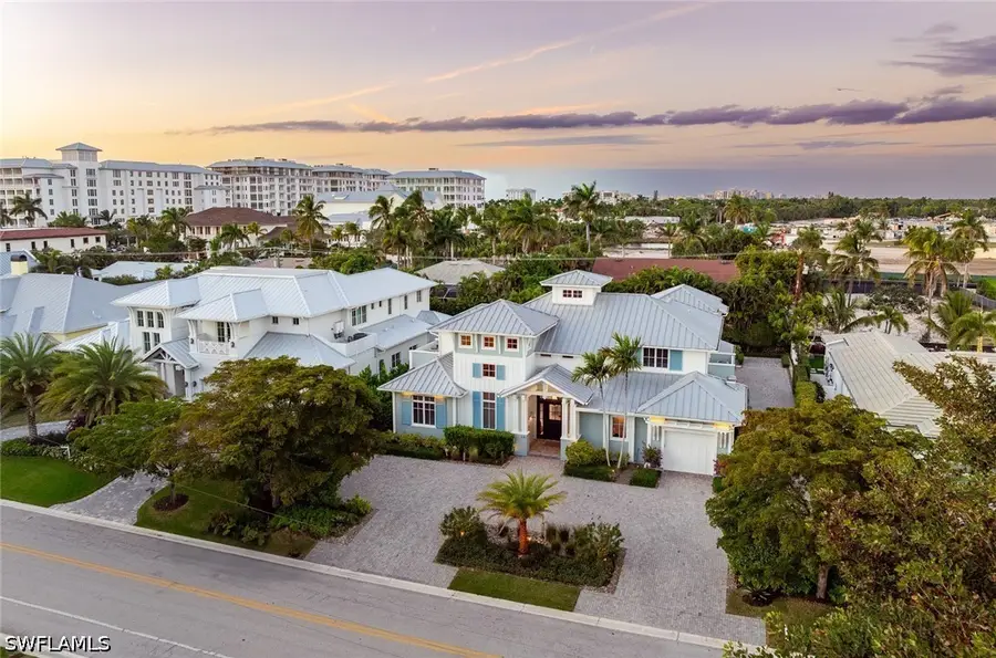 241 7th Avenue N, Naples, FL 34102 - #2