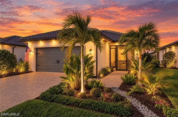 20564 Pebble Glen Drive, Estero, FL 33928