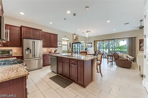 1940 Mustique Street, Naples, FL 34120