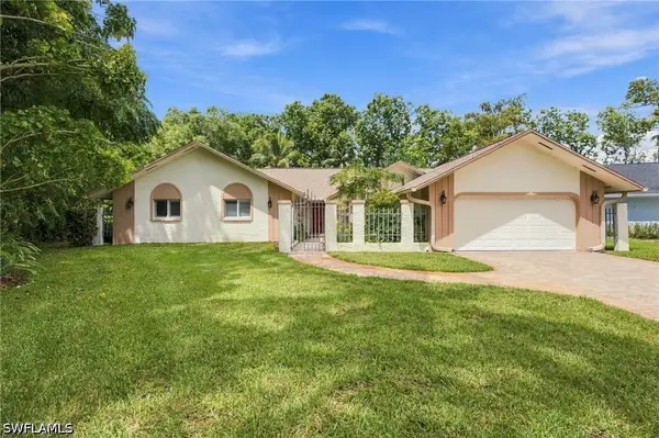 3066 Round Table Lane, Naples, FL 34112