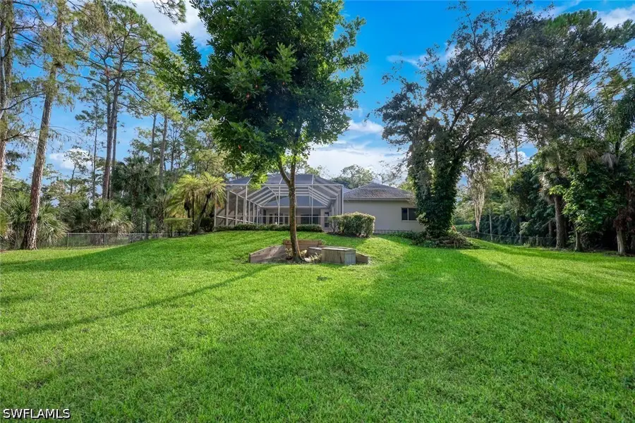 661 27th Street Nw, Naples, FL 34120 - #2