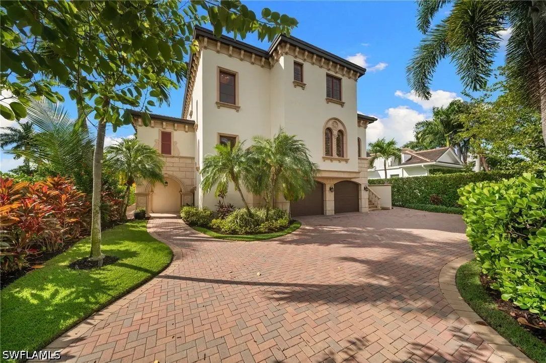 1560 Osprey Avenue, Naples, FL 34102 - #1