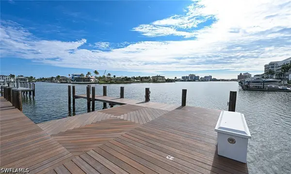 128 Bayview Avenue, Naples, FL 34108