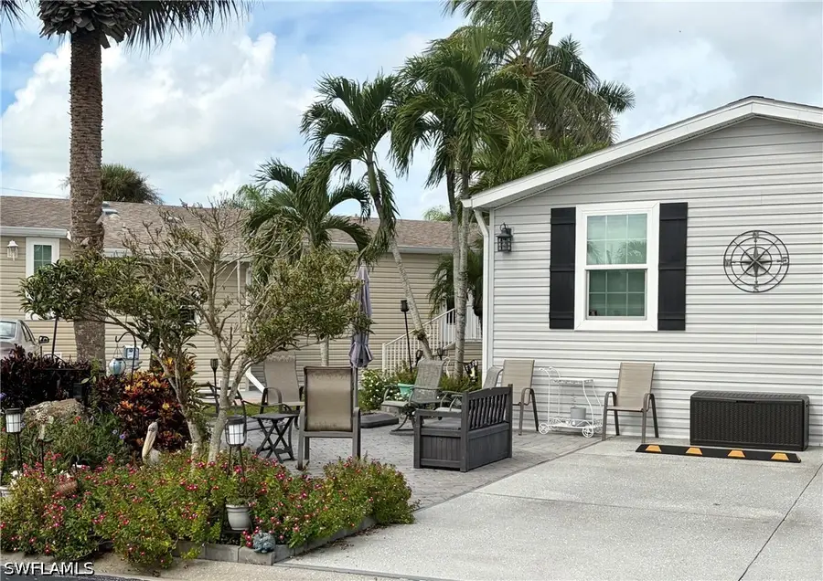 1075 Opal Lake Point, Naples, FL 34114 - #2