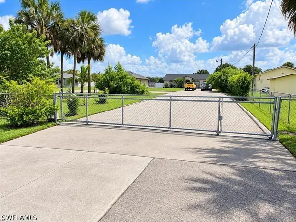 3180 Everglades Boulevard S, Naples, FL 34117