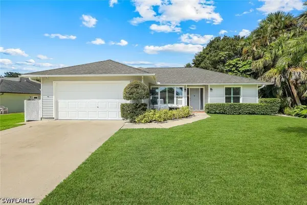 27968 Lance Drive, Bonita Springs, FL 34135