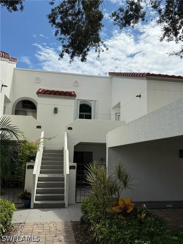 625 Beachwalk Circle #G203, Naples, FL 34108
