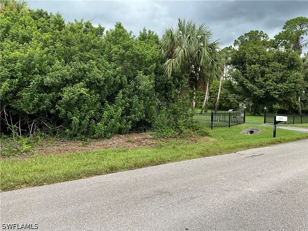 261 2nd Street Ne, Naples, FL 34120 - #1