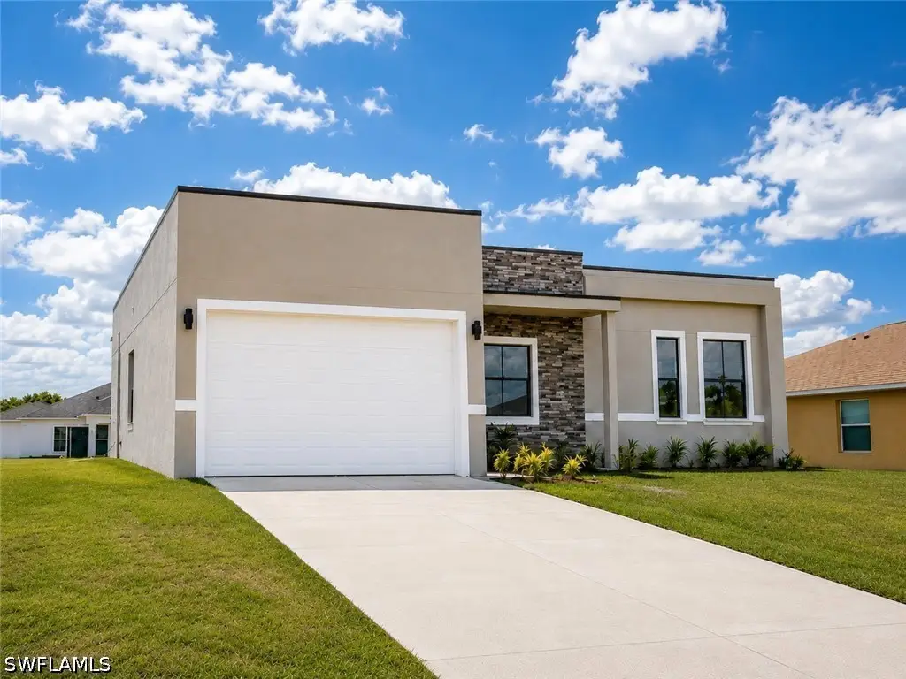 1107 NW 9th Avenue, Cape Coral, FL 33993 - #1