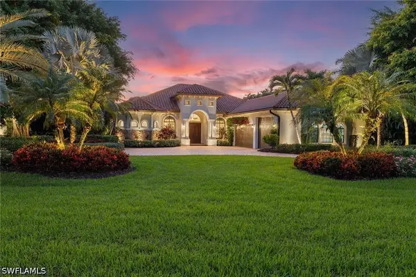 7717 Trent Court, Naples, FL 34113