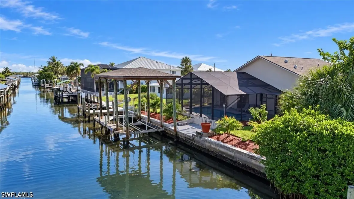 323 Washington Court, Fort Myers Beach, FL 33931 - #1