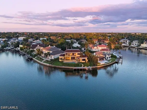 303 Cuddy Court, Naples, FL 34103