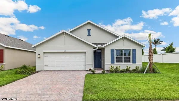 3853 Hopevale Street, Lehigh Acres, FL 33905