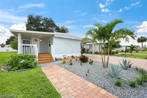 27365 Joann Drive, Bonita Springs, FL 34135