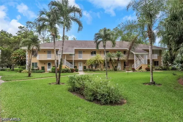 5634 Woodmere Lake Circle #B203, Naples, FL 34112