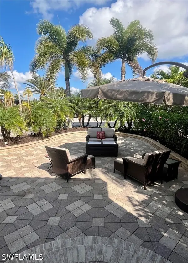 4592 Southern Breeze Drive, Naples, FL 34114