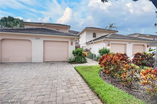 528 Lake Louise Circle #301, Naples, FL 34110