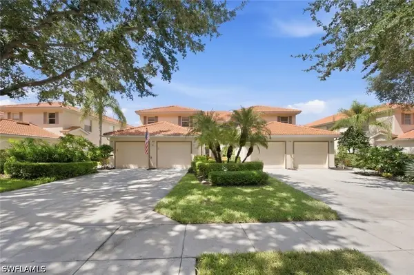 250 Robin Hood Circle #201, Naples, FL 34104