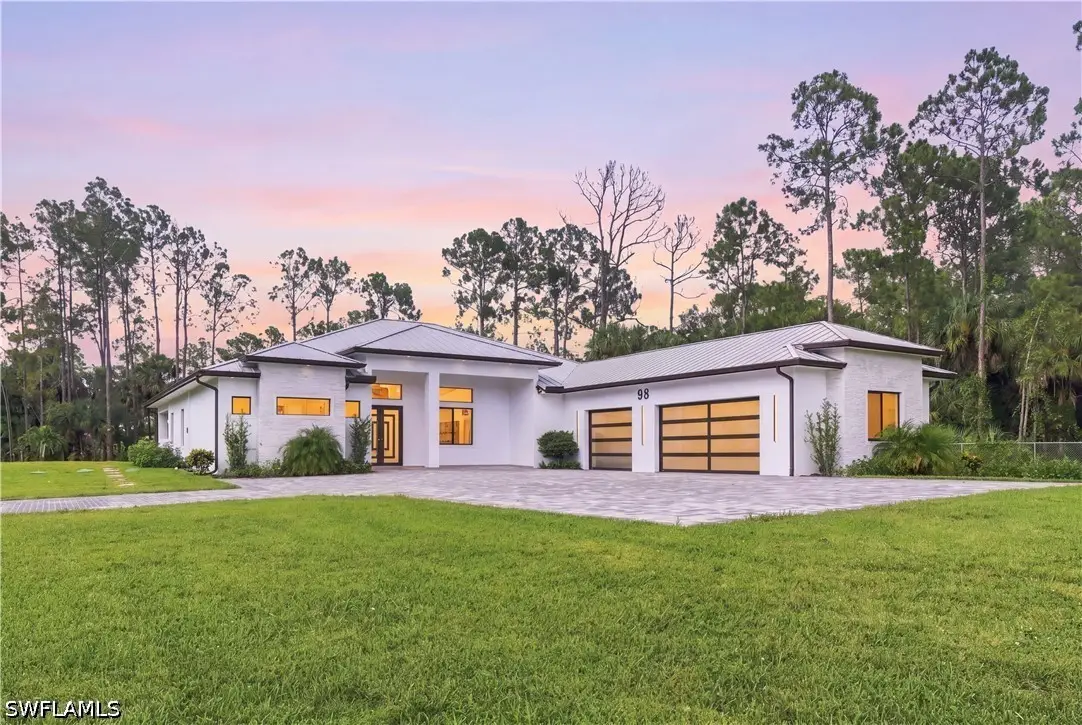 98 10th Street Ne, Naples, FL 34120 - #1