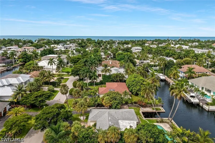 499 16th Avenue S, Naples, FL 34102 - #3
