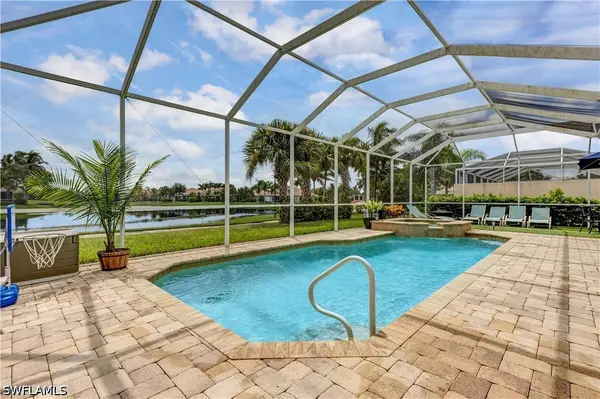 8650 Palermo Court, Naples, FL 34114