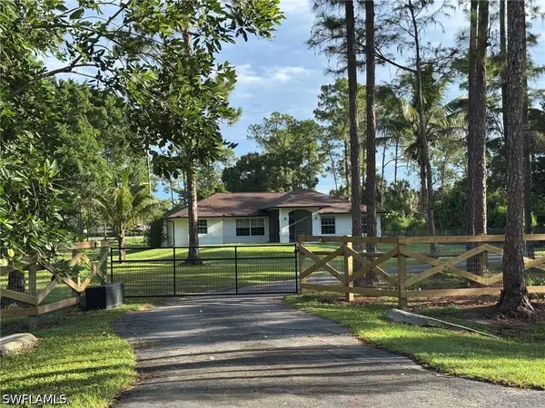 3271 7th Avenue Nw, Naples, FL 34120