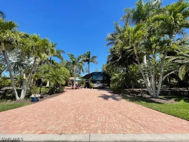 4842 Southern Breeze Drive, Naples, FL 34114 - #2