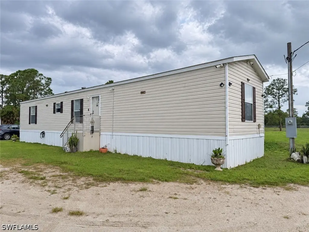 530 S Olivo Street, Clewiston, FL 33440 - #1