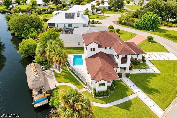 15361 River Cove Court, North Fort Myers, FL 33917