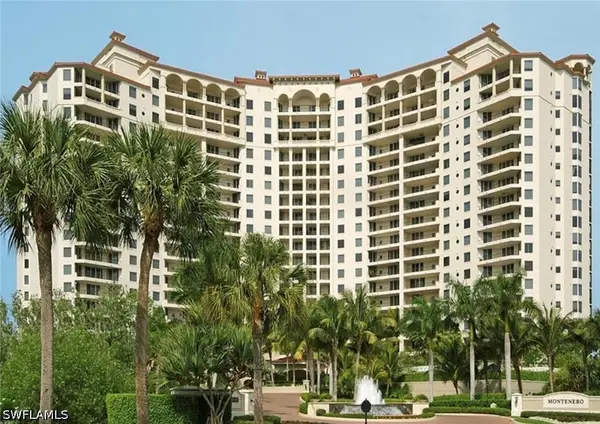7575 Pelican Bay Boulevard #307, Naples, FL 34108