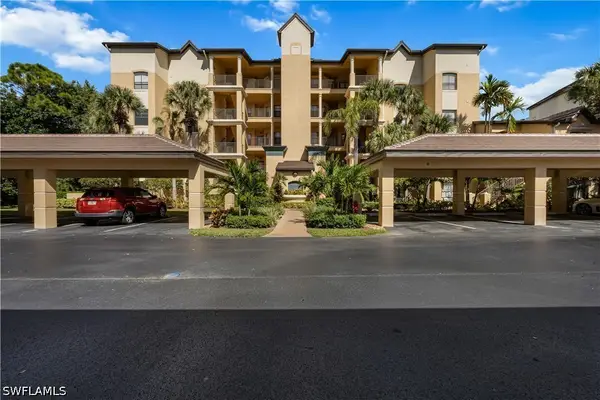 195 Vintage Circle #104, Naples, FL 34119