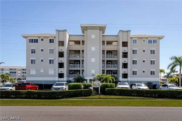 907 Panama Court #203, Marco Island, FL 34145
