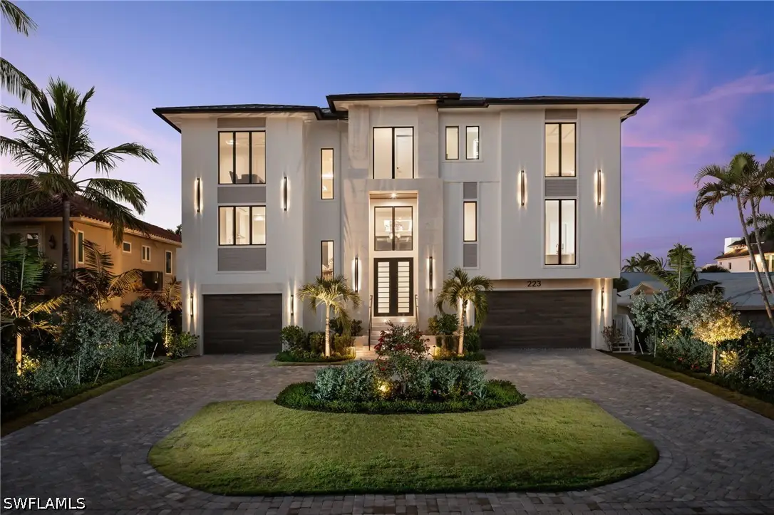223 Bayview Avenue, Naples, FL 34108 - #1