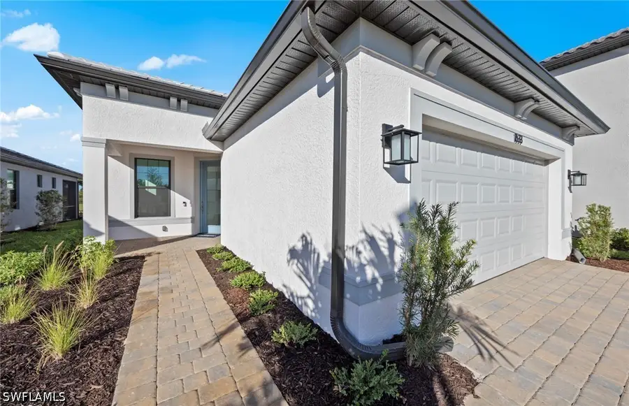 2151 Freemont Way, Naples, FL 34120 - #3