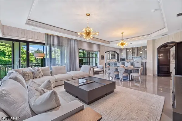 16347 Viansa Way #302, Naples, FL 34110