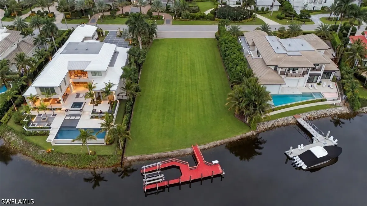 3191 Gin Lane, Naples, FL 34102 - #1