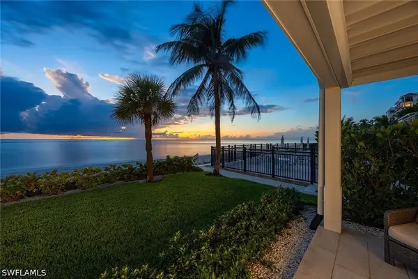 1065 Gulf Shore Boulevard N #101, Naples, FL 34102