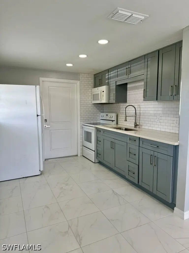 5317 Fleming Street, Naples, FL 34113 - #2