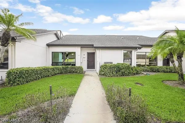 205 Deerwood Circle #103, Naples, FL 34113
