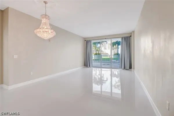 3000 Oasis Grand Boulevard #401, Fort Myers, FL 33916